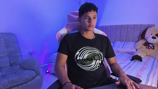 Adrian Prime  online show from April 18, 1:30 am