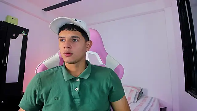 Snapshot of Adrian_Prime_ chatting on February 16, 7:01 pm Adrian Prime online show from February 16, 7:01 pm