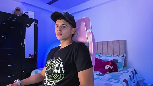 Adrian Prime  online show from March 24, 6:41 pm