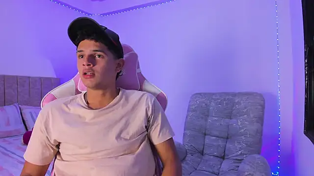 Adrian Prime  online show from April 8, 6:42 pm