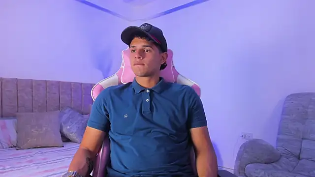 Adrian Prime  online show from May 4, 7:39 pm