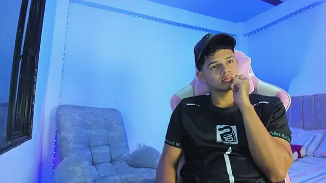 Adrian Prime  online show from April 14, 7:19 pm