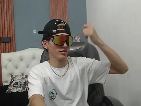 Asher costa online show from March 7, 10:37 pm