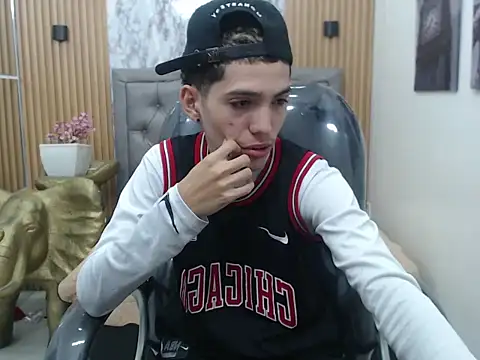 Asher costa online show from March 20, 11:39 pm