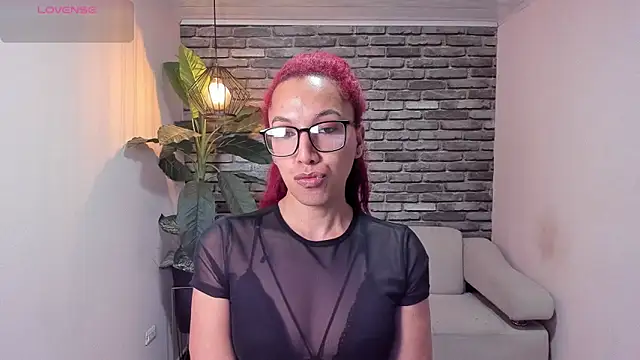 isabella star  online show from March 7, 12:21 pm