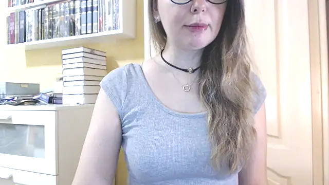 Snapshot of Tasiya chatting on February 19, 10:23 am Tasiya online show from February 19, 10:23 am