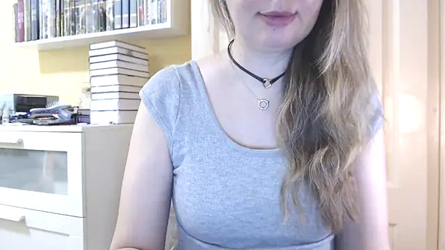 Snapshot of Tasiya chatting on February 12, 10:04 am Tasiya online show from February 12, 10:04 am