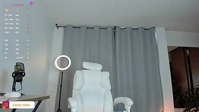 karinnixx online show from March 14, 2:56 pm