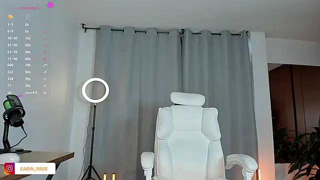 karinnixx online show from March 13, 8:36 pm