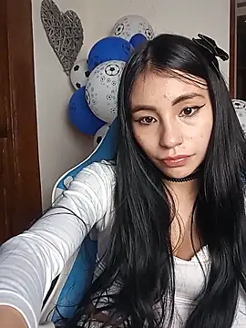 Chloe Miller 2 online show from July 2, 3:23 am