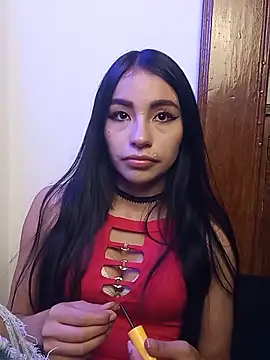 Chloe Miller 2 online show from May 13, 11:12 pm
