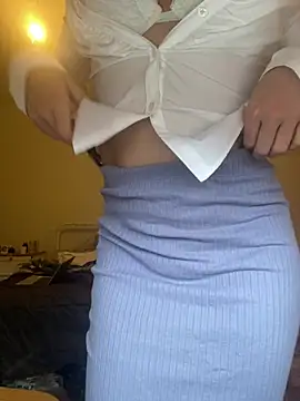 Snapshot of kadycatxx chatting on February 17, 4:26 pm kadycatxx online show from February 17, 4:26 pm