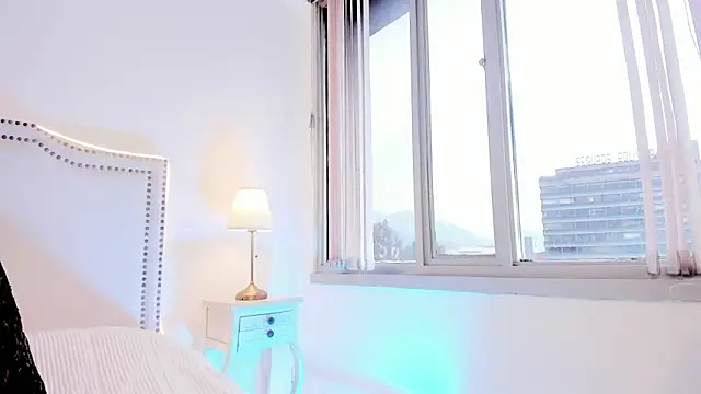 Snapshot of Charlote_Harper chatting on February 23, 7:47 pm Charlote Harper online show from February 23, 7:47 pm