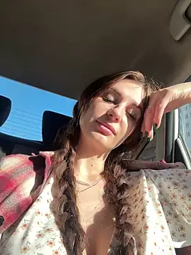 Snapshot of Amy_Amely chatting on June 4, 2:22 pm Amy Amely online show from June 4, 2:22 pm