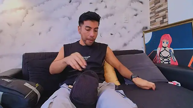 Max Hornye online show from March 11, 6:46 pm