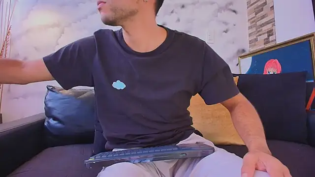 Max Hornye online show from March 10, 6:45 pm