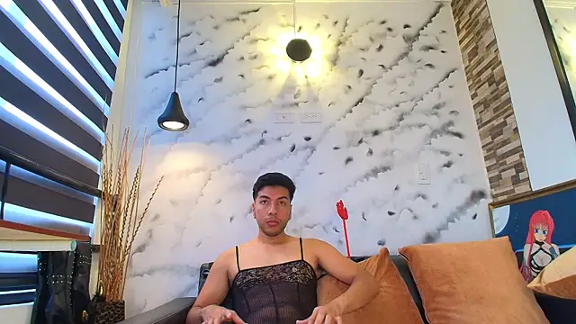 Snapshot of Max_Hornye chatting on February 15, 1:32 pm Max Hornye online show from February 15, 1:32 pm