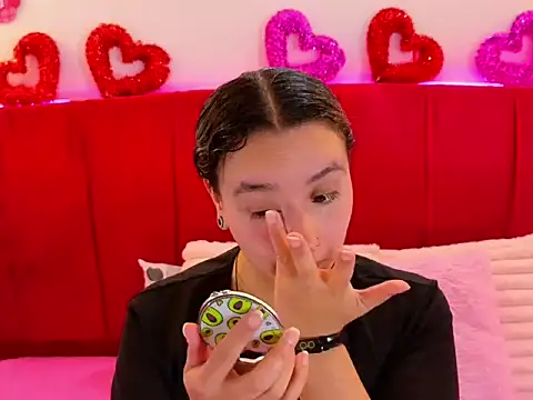 Black Tara online show from February 27, 2:01 am