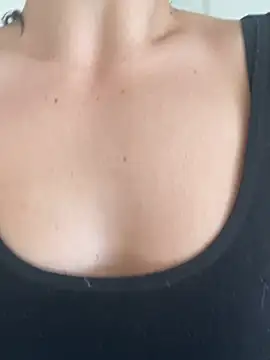 Snapshot of rooobro chatting on February 5, 7:37 am rooobro online show from February 5, 7:37 am