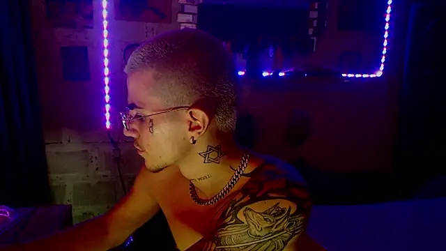 paul-mendezx online show from February 25, 5:40 am