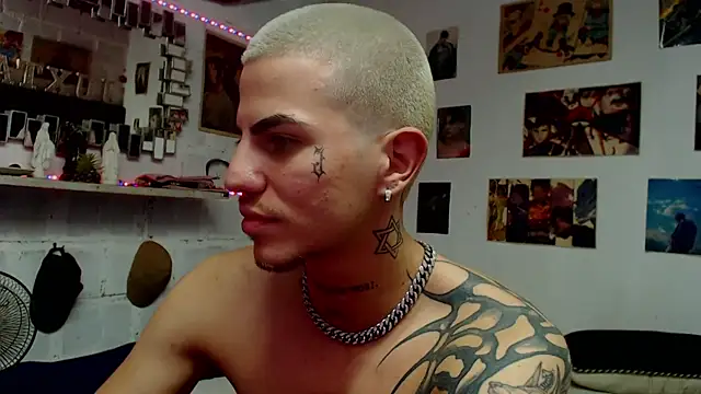 paul-mendezx online show from February 21, 4:36 am