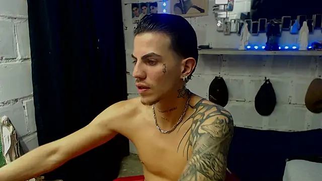 paul-mendezx online show from February 11, 7:03 pm