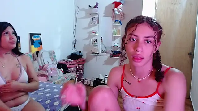 ShanellYSharlot online show from March 31, 9:28 pm