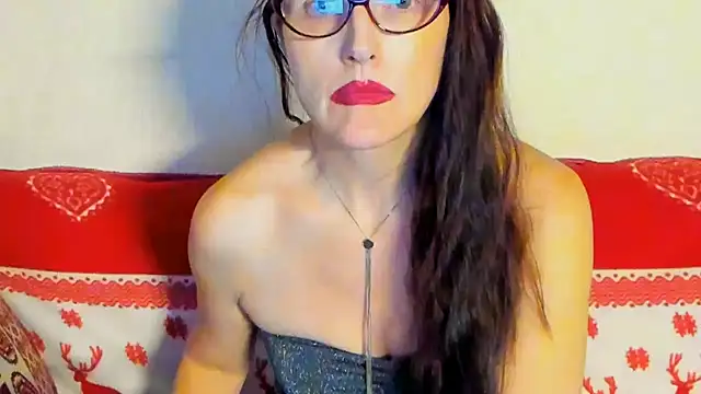 beddable woman online show from February 24, 8:31 pm