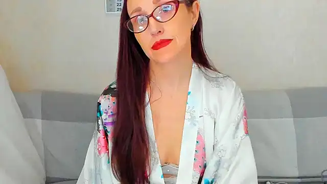 beddable woman online show from May 14, 7:38 am
