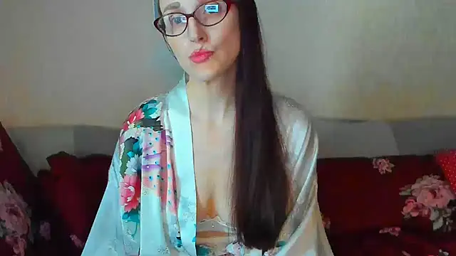 beddable woman online show from May 12, 2:30 am