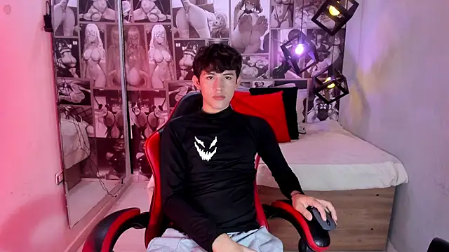 Christian Foxx online show from April 28, 1:48 pm