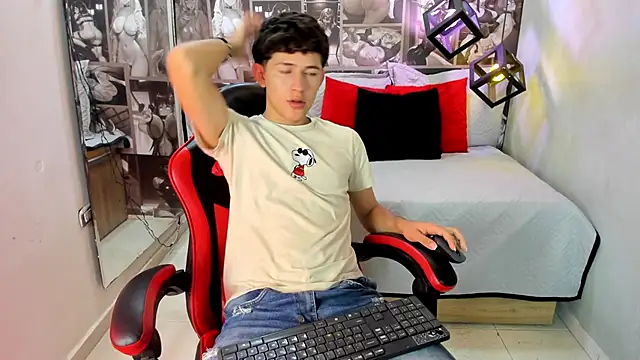 Christian Foxx online show from May 16, 3:27 am