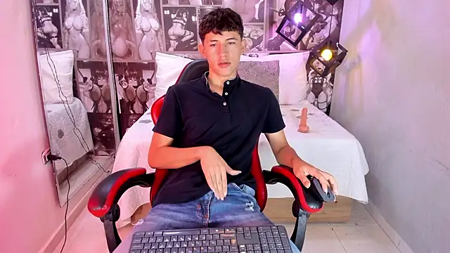 Christian Foxx online show from March 17, 1:58 pm