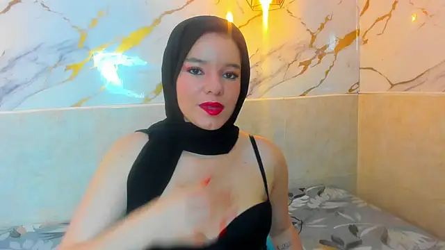 Snapshot of _Nadiiaa chatting on February 7, 12:57 pm Nadiiaa online show from February 7, 12:57 pm