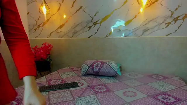 Snapshot of _Nadiiaa chatting on February 10, 11:53 am Nadiiaa online show from February 10, 11:53 am