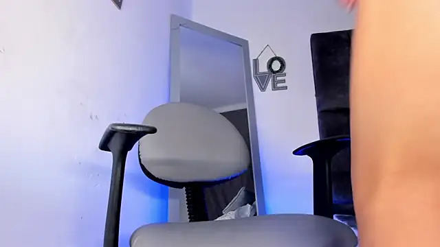 isabellalovestory online show from March 12, 10:47 pm