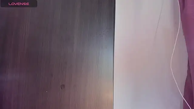 isabellalovestory online show from April 17, 9:28 pm