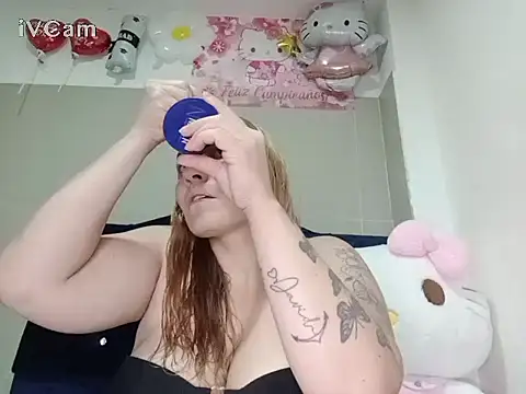 sendy VeryDirty online show from February 12, 10:42 pm