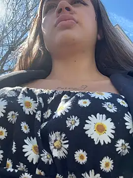 BabyKathy online show from April 7, 11:01 am