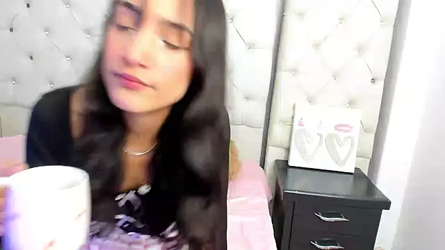 Sara Russell online show from April 10, 8:21 am