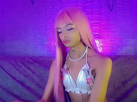 Snapshot of DahliaGill chatting on February 15, 7:51 am DahliaGill online show from February 15, 7:51 am