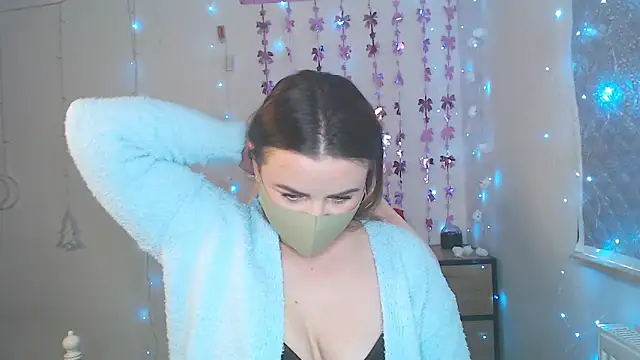 Avelina1 online show from April 17, 9:12 am