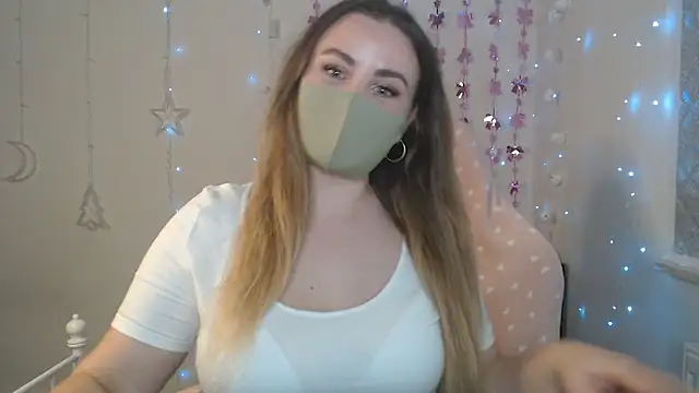 Avelina1 online show from April 1, 9:32 am