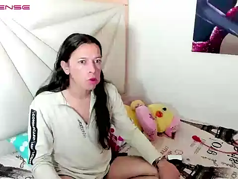 ale-noah online show from April 7, 10:00 pm