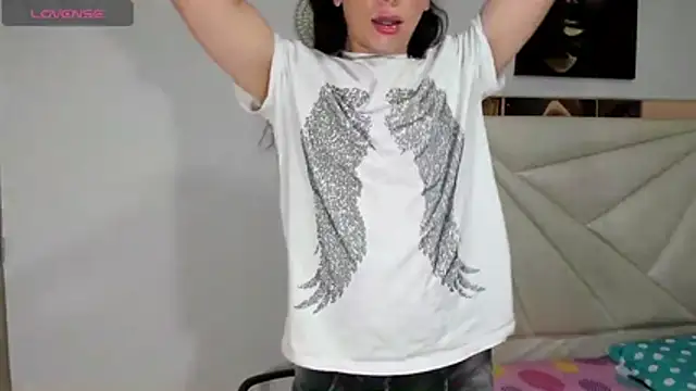 ale-noah online show from February 7, 10:45 am