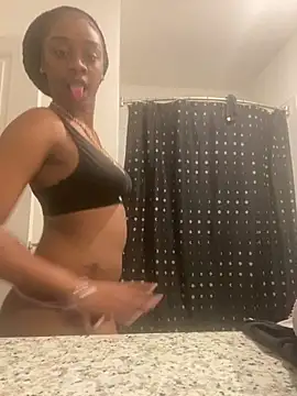 prettybrown9 online show from February 19, 2:52 am