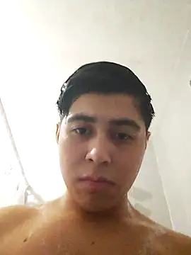 dark0p12 online show from February 6, 7:04 am