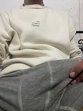 h4k1m33 online show from February 4, 11:55 pm