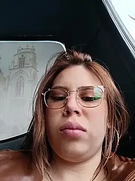 Snapshot of Rouse_24_ chatting on February 11, 4:18 pm Rouse 24 online show from February 11, 4:18 pm