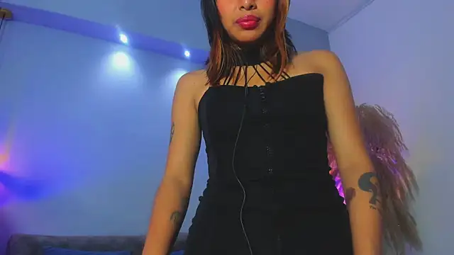 Wildkiitty online show from May 9, 3:43 am